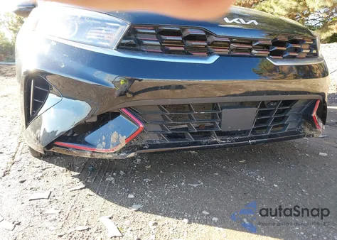 2024 Kia Forte Gt-Line z USA, uszkodzony, nr VIN 3KPF54AD2RE733076